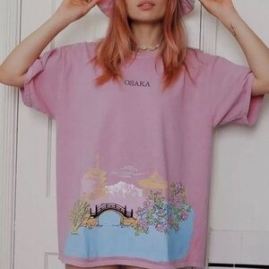 Urban Outfitters oversized Osaka pink graphic tee